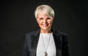 Karolina Korwin Piotrowska Po Rozmowach Z Kramerem Wiem Ze Nie Wystapie Z Kosciola Nie Dokonam Apostazji