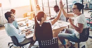 În europa se plăteşte cel mai bine. Top 5 Cel Mai Bine Platite Joburi Pentru Freelanceri