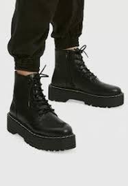 Maybe you would like to learn more about one of these? Pull Bear Bottines A Lacets Black Zalando Fr Bottines Lacets Bottines Combat Boots