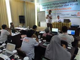 Di malaysia, majlis zakal pendapatan adalah wajib dibayar oleh setiap individu muslim. Harga Emas Naik Berlipat Apakah Nishob Zakat Berubah