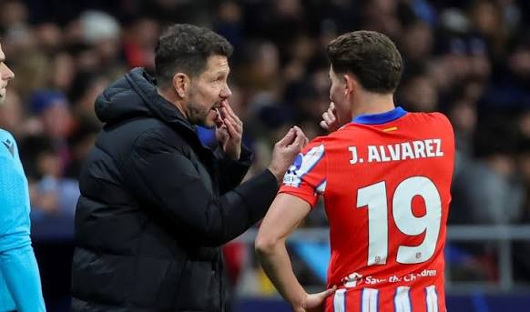El contundente mensaje de Simeone sobre Julián Álvarez tras la victoria  ante PSV | El Gráfico