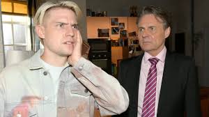 GZSZ-Spoiler: Gerner rutscht die Hand aus – und gibt Moritz eine heftige  Ohrfeige - TV-Starts bei FILMSTARTS.de
