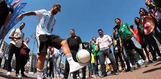 Selección colombia en el mejor nivel justo cuando la selección lo necesita. El Equipo Argentino De Maluma