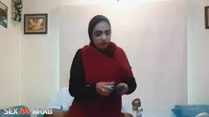 الطالبة الخليجية المجبرة .. تبيع جسدها مقابل المال لرجل اعمال 2