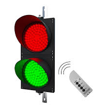 Statt grün wurde ein dauerhaftes gelbes signal geschaltet. Funk Ampeln Rot Grun Mit 200 Mm Led Modulen Zur Funk Fernbedienung Standard Ampeln Anwendungen Led Ampel Shop