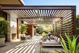 Large Pergola Design And Patio Decor With Modern Furniture Home Decorating Trends Homedit Outdoor Pergola Pergola Pergola Patio