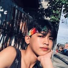 Rodney Reyes (@corpuz1987)