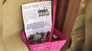 London Pastor Brings Annual Easter Egg Hunt To Children S Homes