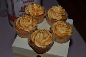 Cupcakes Caramel Au Beurre Sale Cupcakes Decoration Gateau Caramel Au Beurre Sale