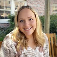 Joanne Houck's Instagram, Twitter & Facebook