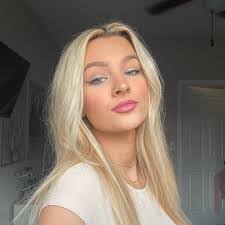 Barbara Zappa's Instagram, Twitter & Facebook