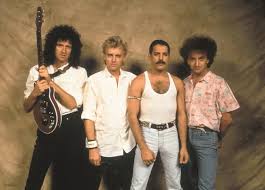 Pin By Annie Lopez On Freddie Mercury Queen Band Queen Albums Queen Photos