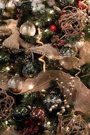 Old world christmas sets a very high standard for craftsmanship and details. 69 Piece Woodland Glass Ornaments Christmas Tree Decorating Kit