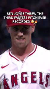 Top 10 Fastest Pitches in Baseball Halftime