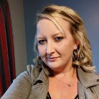 Laura Duffin's Instagram, Twitter & Facebook