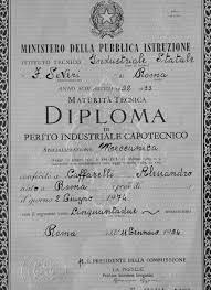 Hier steht diploma di perito industriale capotecnico, specializzazione: Ing Alessandro Caffarelli Certificazioni