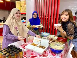 Find potluck 2021 recipes, menu ideas, and cooking tips for all levels from bon appétit, where food and culture meet. Makan Makan Potluck Selepas Raya Bersama Geng Media Aku Sis Lin