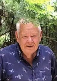 Kari Titus's Instagram, Twitter & Facebook