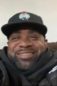 RED FLAG🚩🚩 This man is a SERIAL LIAR, CHEATER, MANIPULATOR, I went to  school with him, we started being