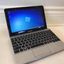 When shopping for a mini laptop, you want something that's portable and lightweight, but also has a strong battery life and fast processor. Find More Samsung Mini Laptop Computer 9 5 Inch Screen For Sale At Up To 90 Off