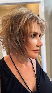 Nobody talks about how gorgeous she is enough for me. She's def 90s fine.