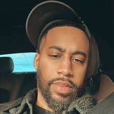 Becky Liles's Instagram, Twitter & Facebook