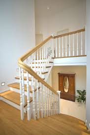 Betontreppen Mit Holz Treppe Treppe Haus Betontreppe