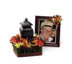 After writing the obituary, check the some families choose to send home flowers with guests after the service. 14 Funeral Urn Memorial Service Table Arrangement Ideas