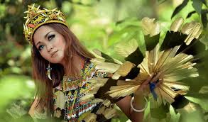 Download tato bunga and use any clip art,coloring,png graphics in your website, . Motif Dayak Tato Baju Adat Batik Wanita Kebudayaan Suku Dayak