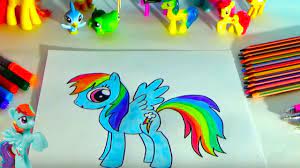 Puteți folosi o varietate de culori și să vedem ce se întâmplă de imaginatia ta. Cum Sa O Desenezi Si Colorezi Pe Rainbow Dash Din Micii Ponei Cc Creeaza Ceva Repus Youtube