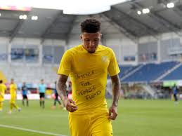 Jadon sancho picks an insane fifa 20 ultimate team, includes paul pogba. Jadon Sancho And Other Bundesliga Players Who Called For Justice For George Floyd Won T Face Disciplinary Action The Independent The Independent