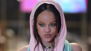 Câți Bani Ar Fi Primit Rihanna Pentru A Cânta La Petrecerea Din India, Unde  S-au Adunat Toți Bogații Lumii: „Nu S-a Făcut Economie” | Libertatea