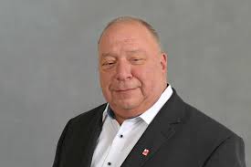 Don sikorski is a producer and director, known for bmf: Ralf Sikorski