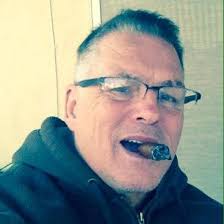 Peter Mucci's Instagram, Twitter & Facebook