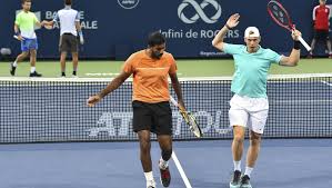 There are nearly eight times as many illegal immigrants apprehended at the border in may 2021 as were apprehended in may 2020. Tennis News Rohan Bopanna Denis Shapovalov Crash Out Of Western Southern Open 2020 Latestly