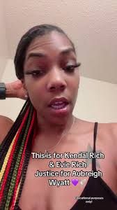 Evie Rich this is your fight, have a seat!