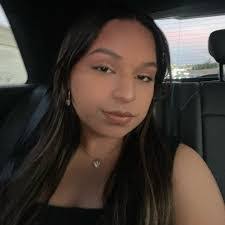 Sabrina Ponce's Instagram, Twitter & Facebook