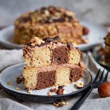 Zu guter letzt wird der puderzucker mit einem sieb auf den kuchen gestreut. Keto Low Carb Schoko Nuss Schachbrett Torte Kekse Und Kleingeback Rezepte Simply Keto