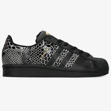 How to style adidas superstars. Adidas Superstar 2020 W Fv3290 Schwarz 59 99 Sneaker Sizeer De