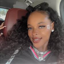 A female cop couldn't believe what Boosie told her 👮🏽👀