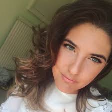 Emma Lister (@Fit_EmmaLister)