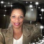 Aysha Collins's Instagram, Twitter & Facebook