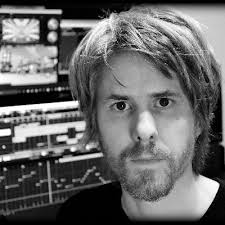 Peter Wayne (@Peter_Wayne_)