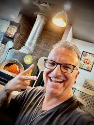 Yukon pizza and smash burger review in Las Vegas