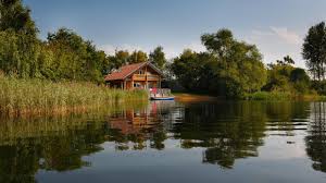 The romantic log cabins are perfect for couples, families, reunions, and weddings with exceptional views of the valley. Luxury Log Cabin Holidays Log Cabins With Hot Tubs 2021 2022