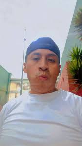 QUISIERA SER UN PAJARITO CON PATITAS DE ALGODÓN, PARA LLEGAR HASTA TU...