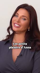 Anna Polina demande à Lucie d’expliquer ce qu’est Peach Farmer aujourd’hui.  Une boite de production qui créer du contenu web mais pas que!  #createurdecontenu #production #interview #podcast