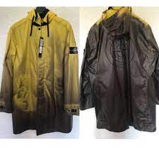 Somewhat reminiscent of the dope pieces from its fw17 supreme collaboration, the new jacket is also equipped with stone island's dyneema project tech. Stone Island Supreme Heat Reactive Jacket Shop Clothing Shoes Online