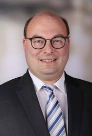 ALLE MANNSCHAFTEN ALLE SPIELE INTERESSANTE BERICHTE UND VIELES MEHR...