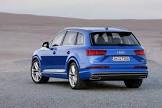 Audi-Q7-(2015)